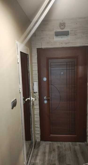 Дава се под наем Тристаен апартамент в София, Изток - 130 кв.м за 767 € - Снимка #9