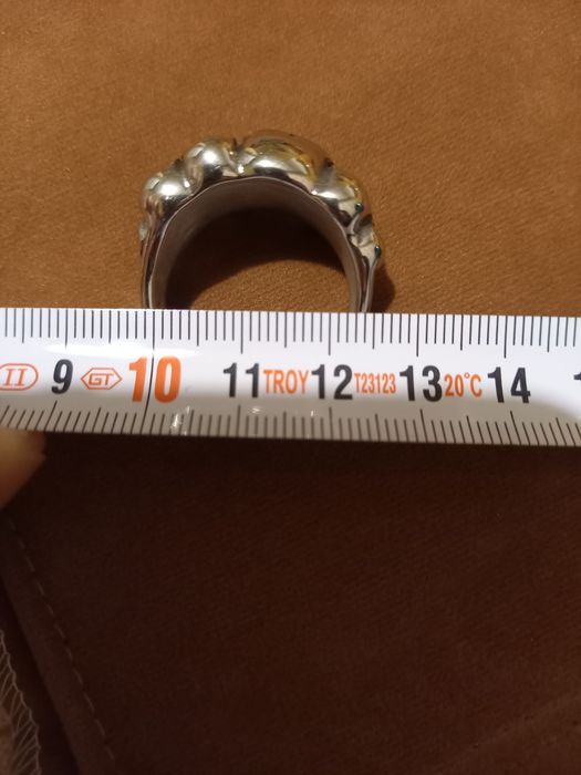 Рокерски пръстен