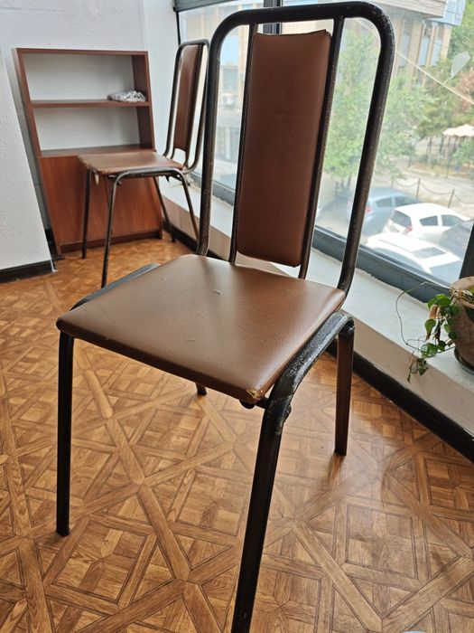 Продаются стулья для офиса,кафе и т.д