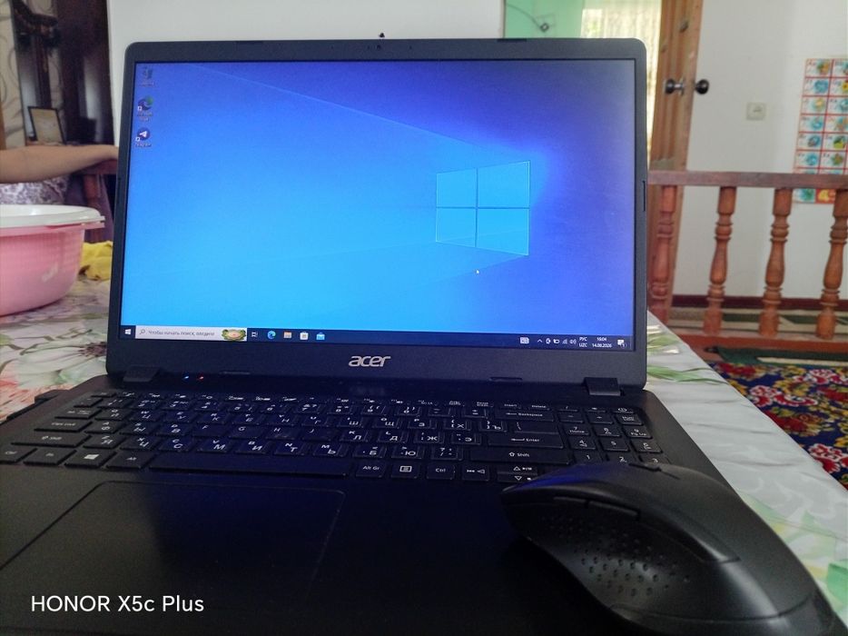 Noutbuk acer   siz izlagan