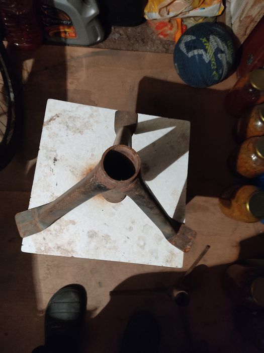 Продам ножки для живой ёлки