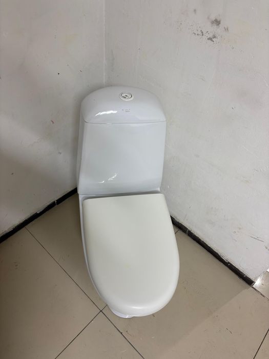 Продам унитаз бу