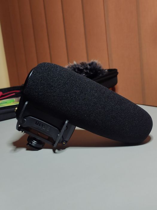 (Pret redus sarbatori) - Microfon Rode VideoMic Pro+ (plus) cu accesorii
