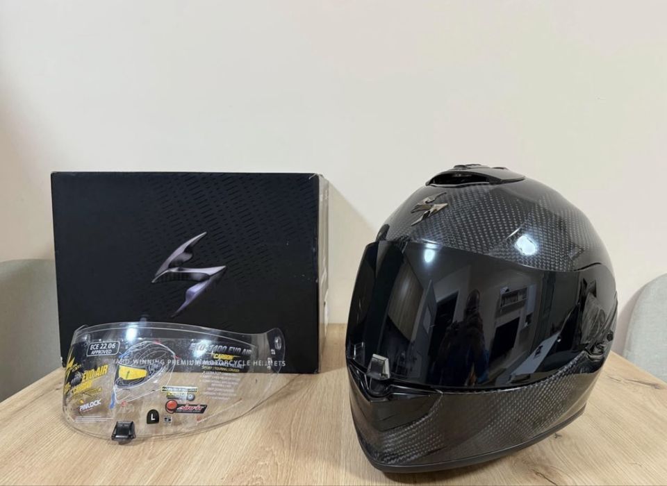 Scorpion EXO 1400 CARBON size L