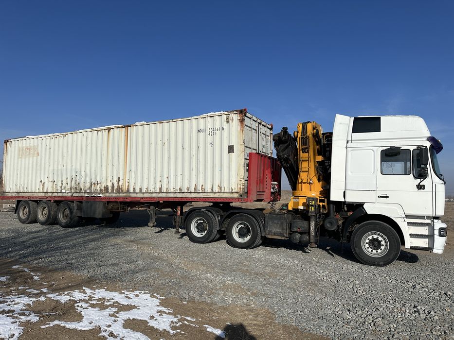 Манипулятор длинномер контэйнеровоз