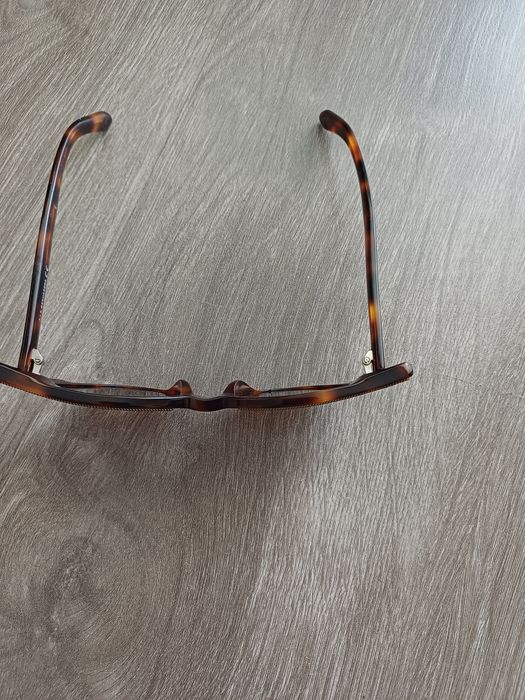 Vând ochelari DSQUARED2