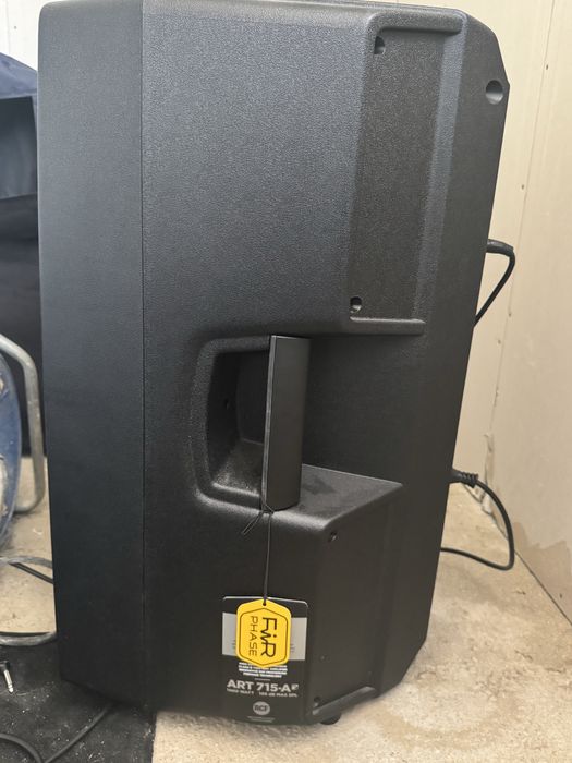 Boxa activa Rcf A715