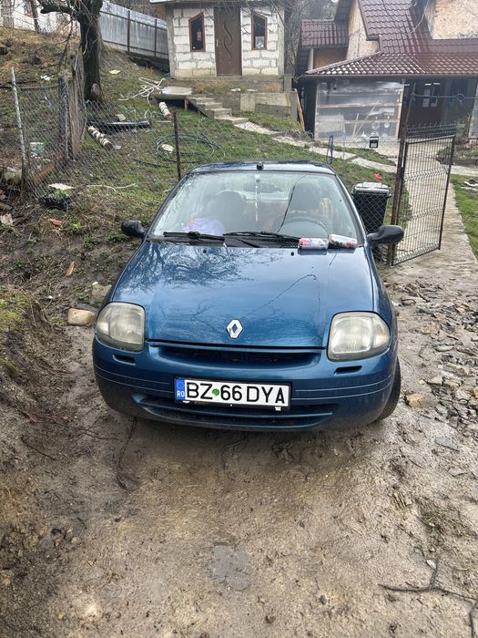 Renault Clio 2002