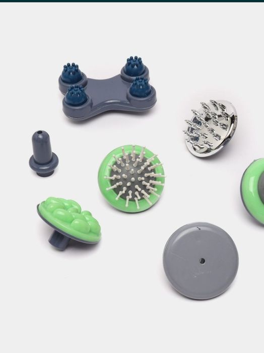 Массажер для тела Luxurious massager c 11 насадками