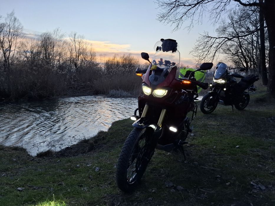 Vand Africa Twin  1000 manuala