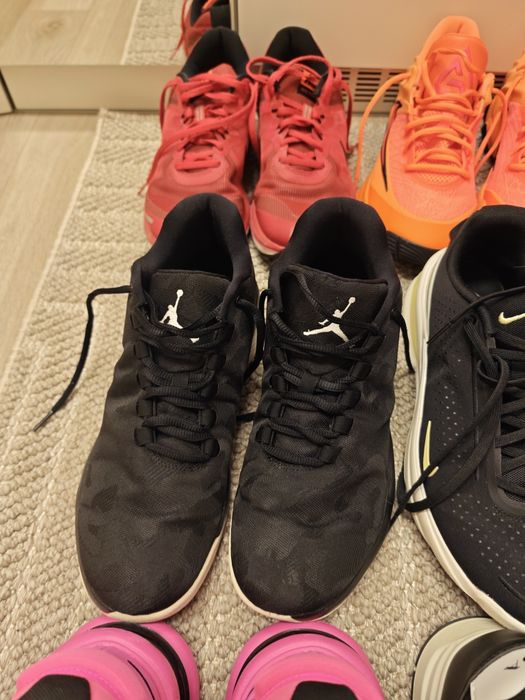 Разпродажба на обувки nike Lacoste jordan prada guess