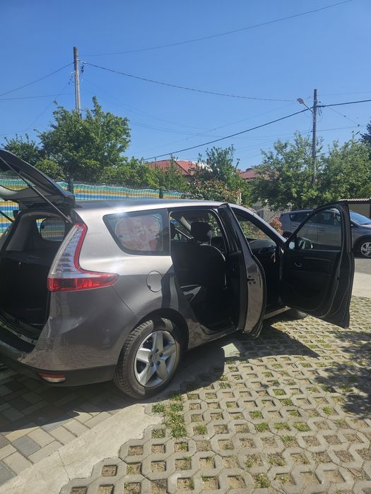 Renault Grande Scenic
