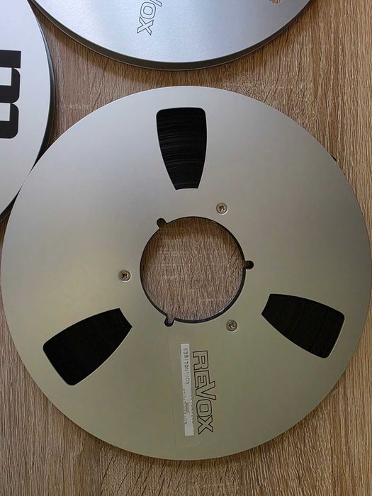 Banzi Revox  prindere NAB