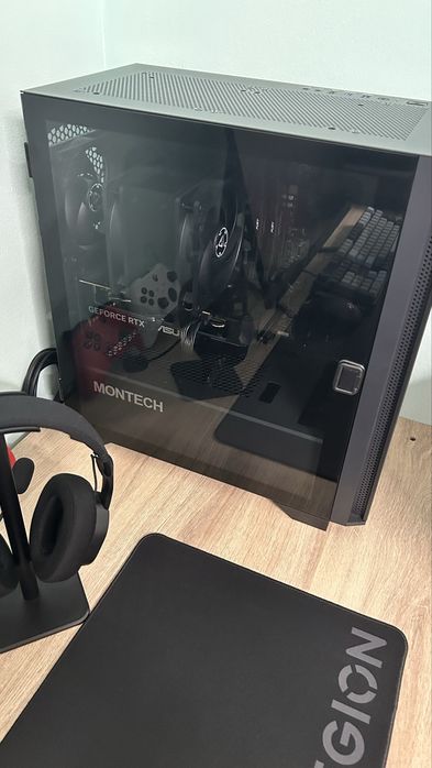 PC gaming de vanzare, aproape nou in garantie  !! Doar predare personala !!