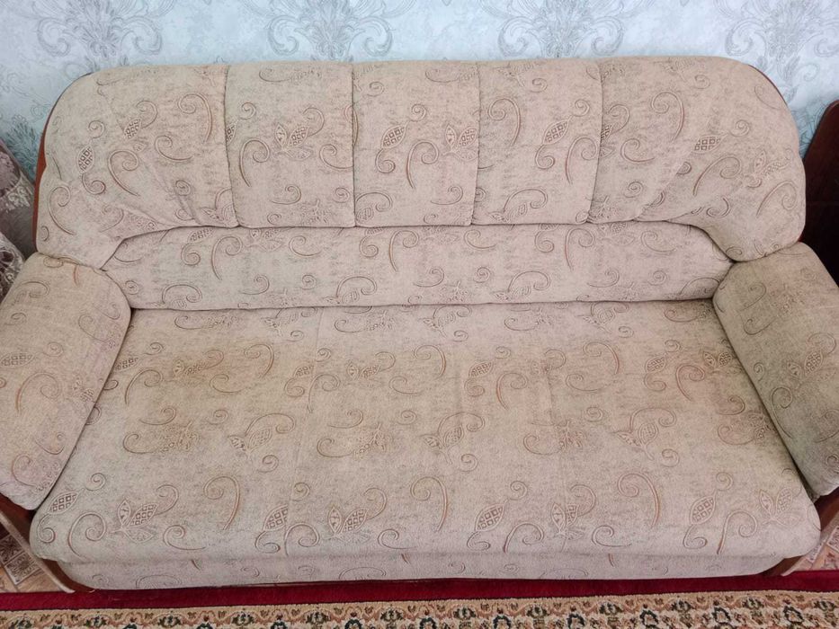Тройка диван, 2хмест.диван и кресло б/у