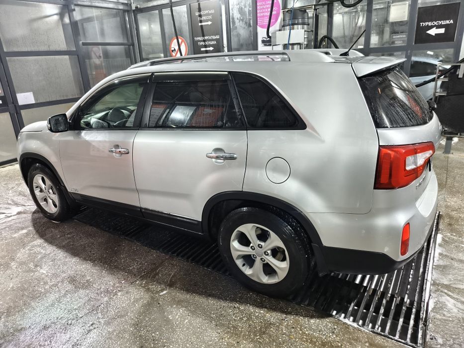 Продам Kia Sorento 2014 года
