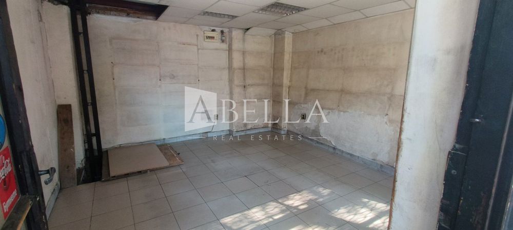 Дава се под наем Магазин в София, Център - 60 кв.м за 650 € - Снимка #2