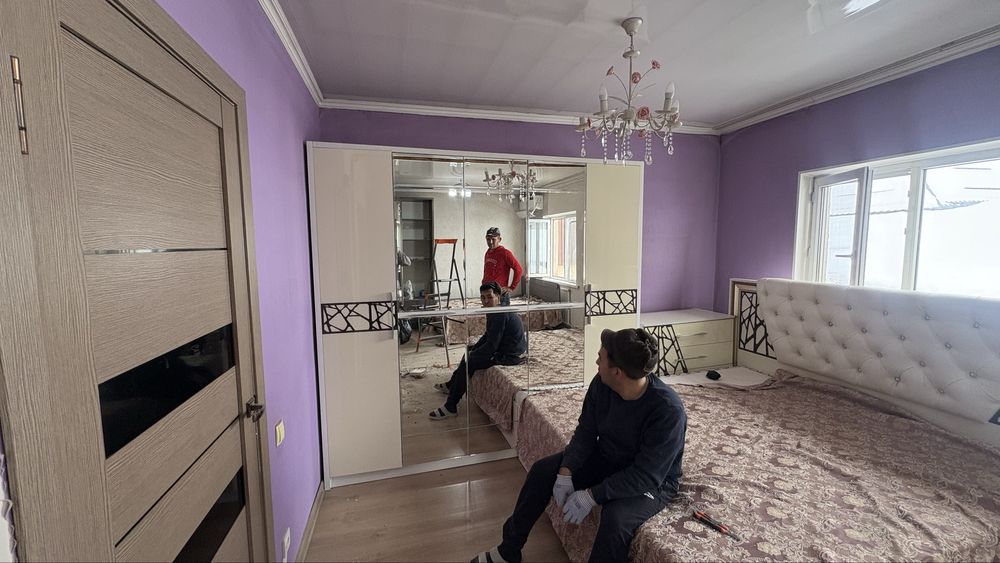 Шкаф + комод с зеркалом