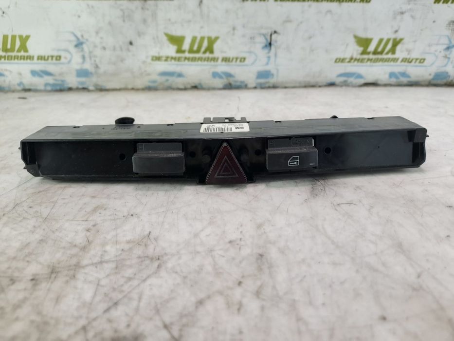 Buton avarii 131100105 Opel Astra H (2004 - 2007)