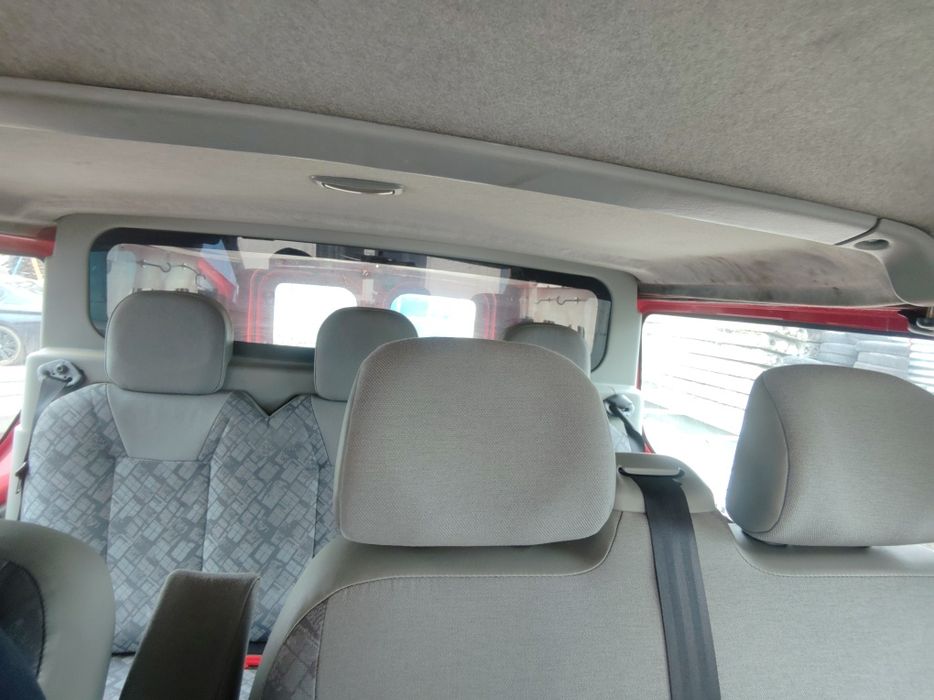 Vând Opel vivaro 1,9