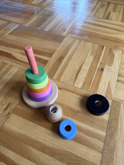 Детска ограчка - дървена кула