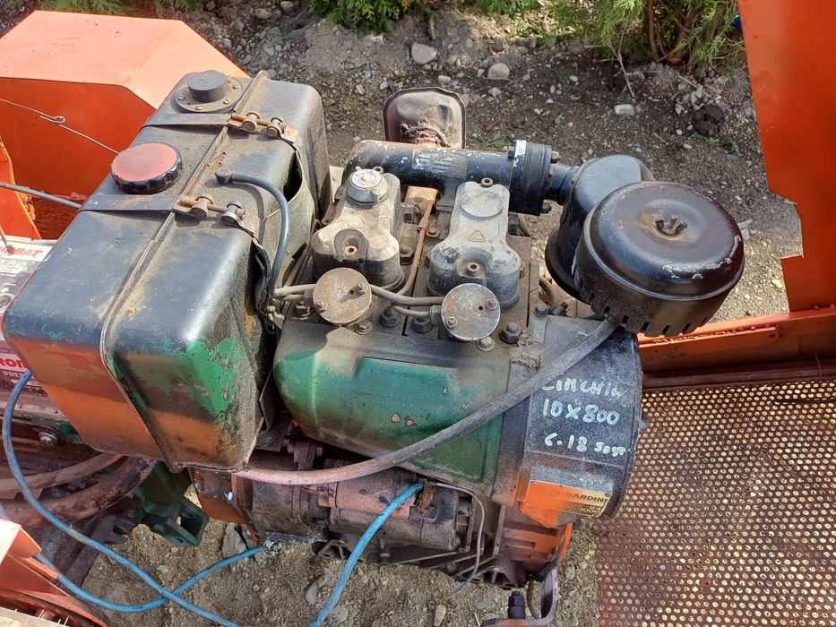 Vând tractoras 4x4/servodirectie/2prize