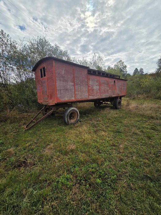 vand remorca  (a fost vagon dormitor nu mai este)