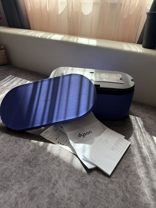 Dyson airwrap i.d HS08