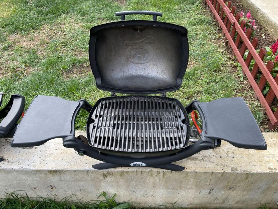 Барбекю на газ Weber Q1000/Q1200