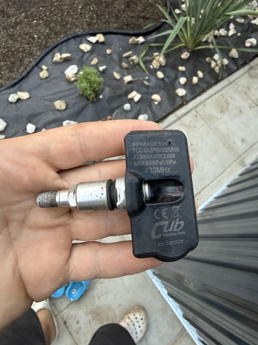 Senzor presiune roti Dacia Duster