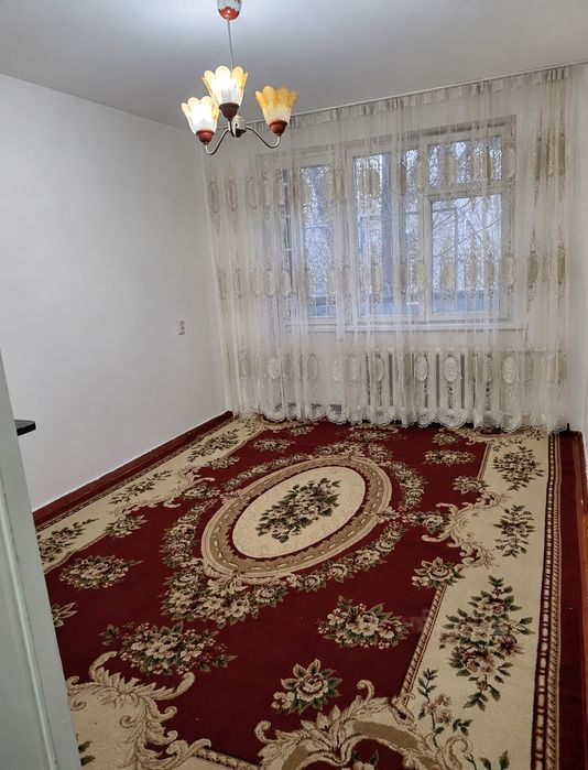 1-ком кв в 6 мкр, 3 эт, 9,3 млн