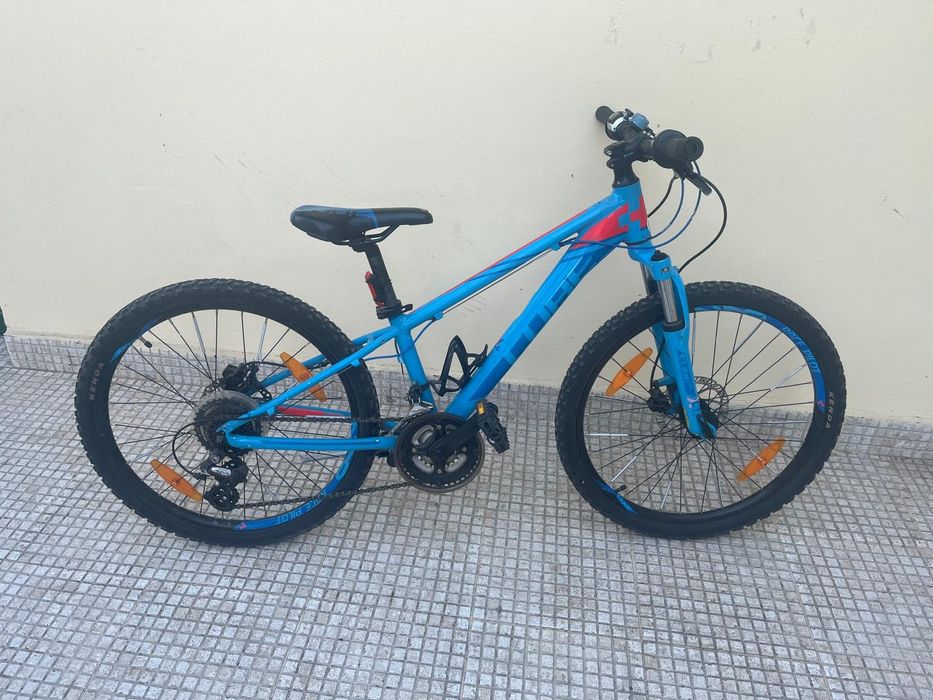 Продавам детски колело Cube 24