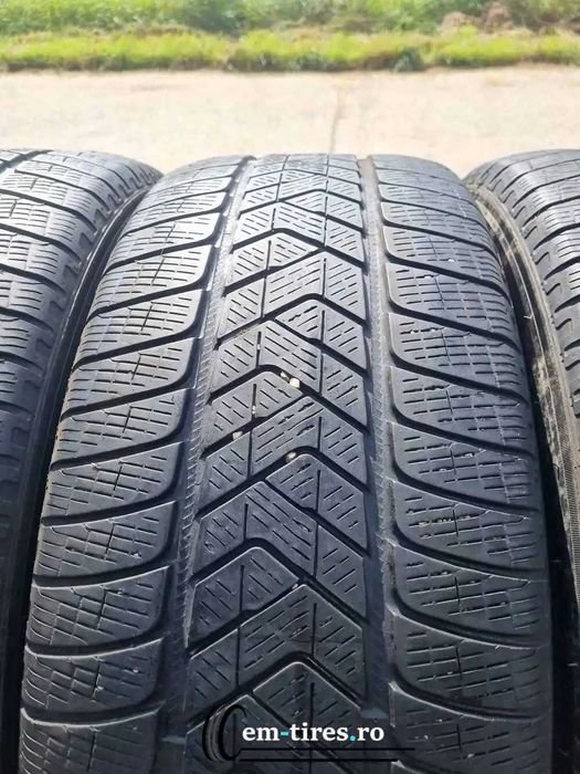 SET 4 Anvelope Iarna 255/55 R20 PIRELLI Scorpion Winter 110V