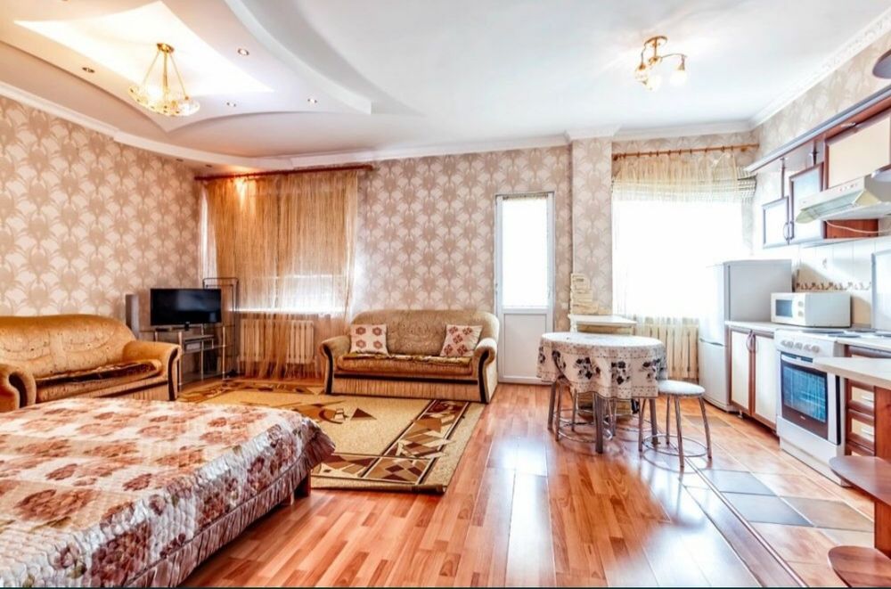 Сдам длительно квартиру. Байтерек.