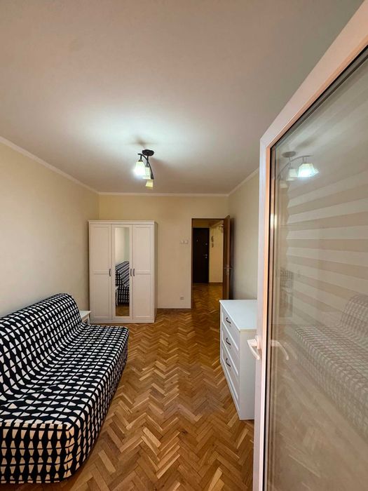 Apartament 3 camere de închiriat – Teiul Doamnei