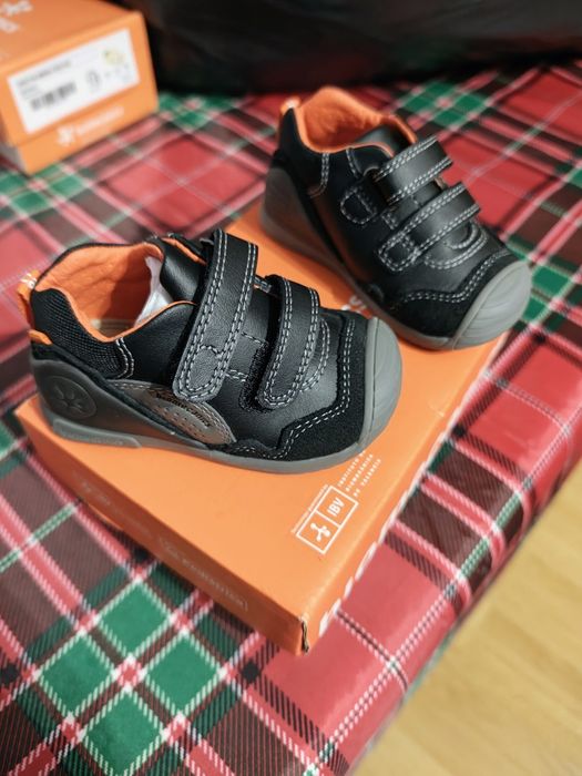 Papucei de copii biomecanics