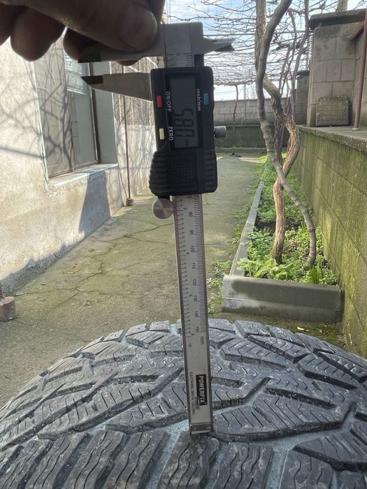 4 зимни гуми RIKEN .Размер 235/45/18