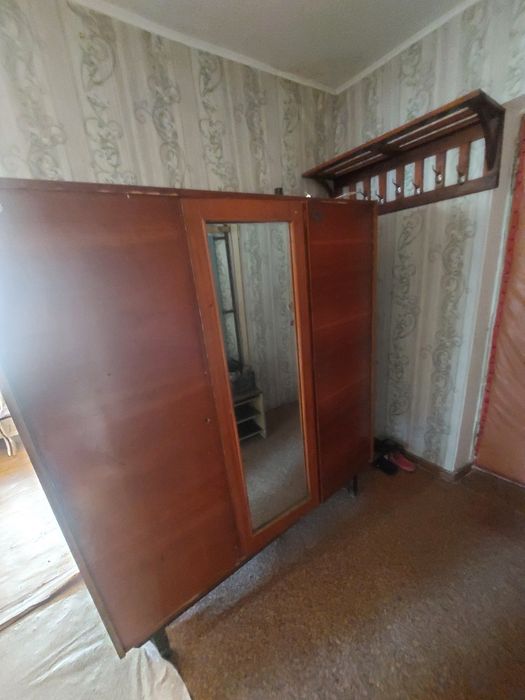 Отдам даром мебель