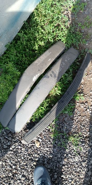 Подкрылок Ауди 100 с4