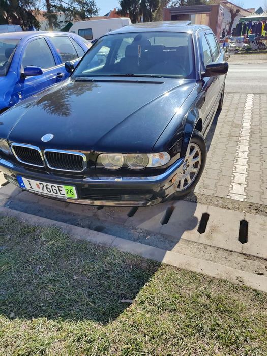 Vând BMW seria 735 I