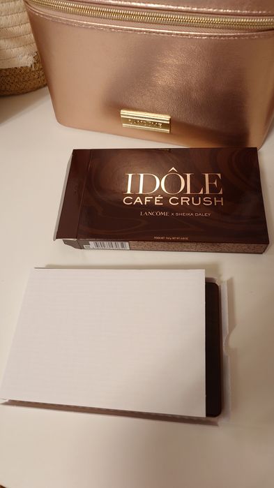 Lancôme Idôle Café Crush X Sheika Daley  палитра сенки за очи