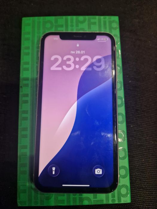 Телефон Iphone 11 черен