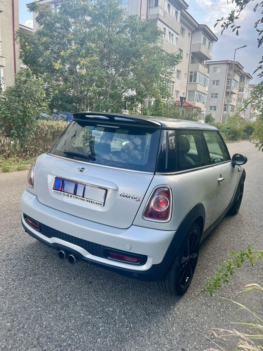 Mini Cooper S 1.6 turbo automat