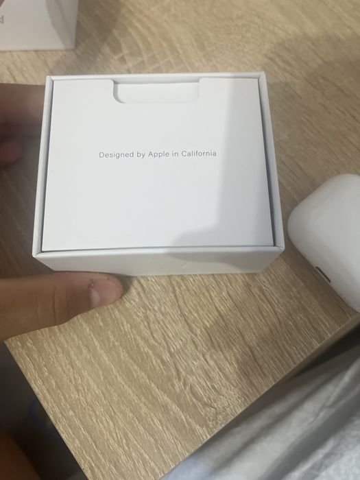 AirPods Pro 3 folosite putin