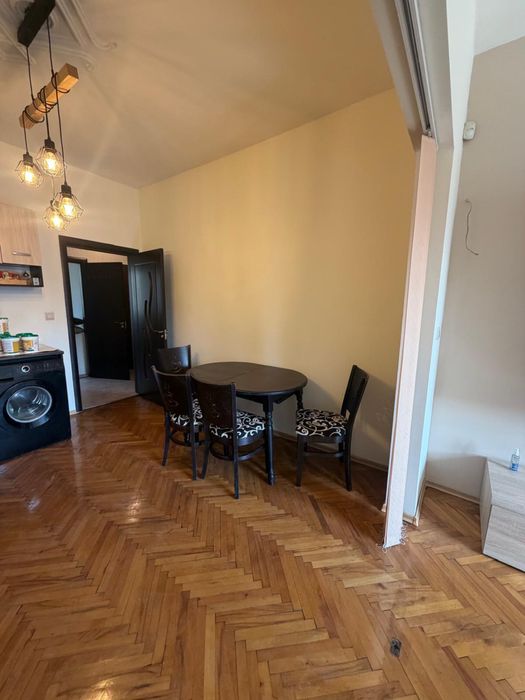 Дава се под наем Двустаен апартамент в София, Зона Б-19 - 50 кв.м за 548.25 € - Снимка #2