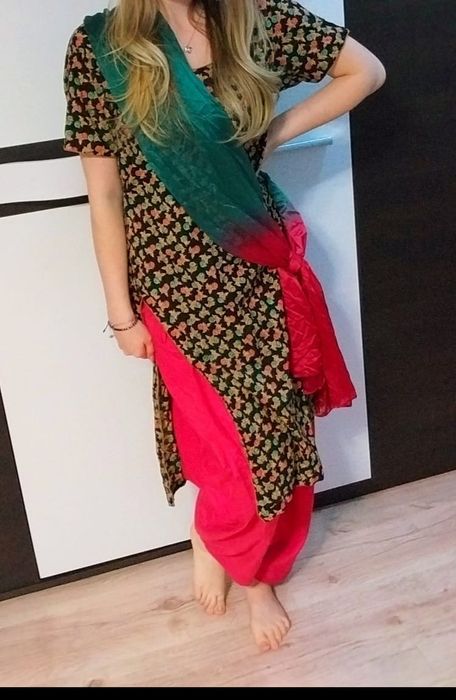 Saree-uri & costume indiene