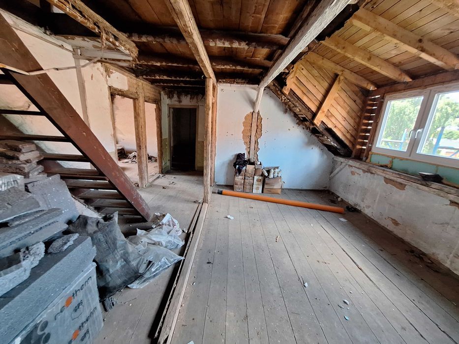 Къща в Германия,  Саксония в близост до гр. Кемниц