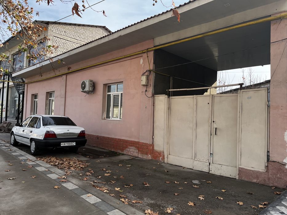 Первая линия! Срочно ! Яшнабад.р-н 5.2 сотки под строительство