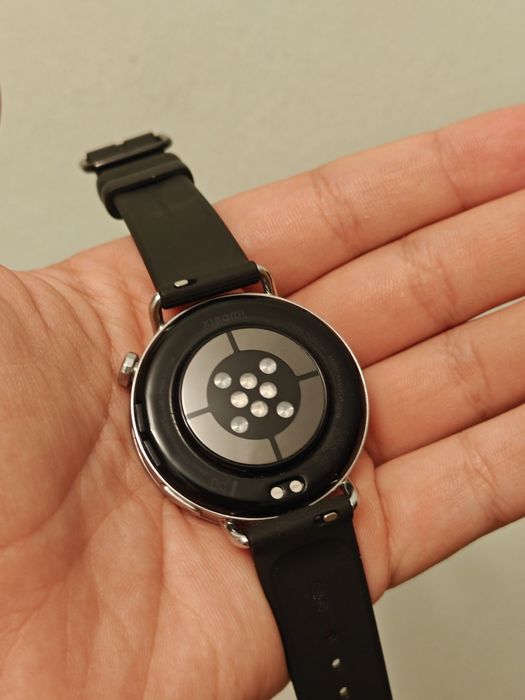 Продам часы Xiaomi watch S4