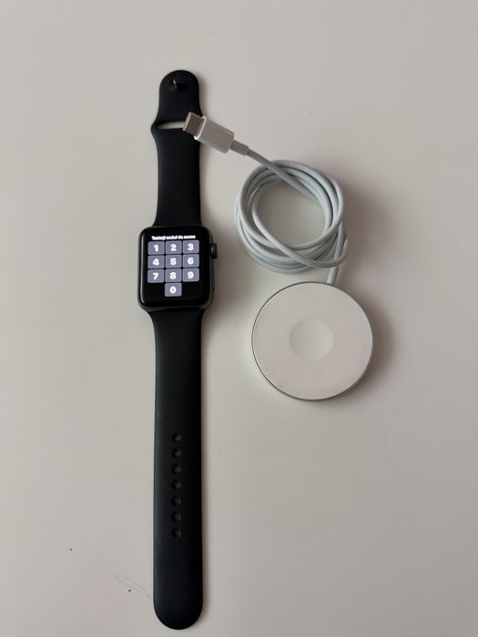 Apple watch 3 , 42mm